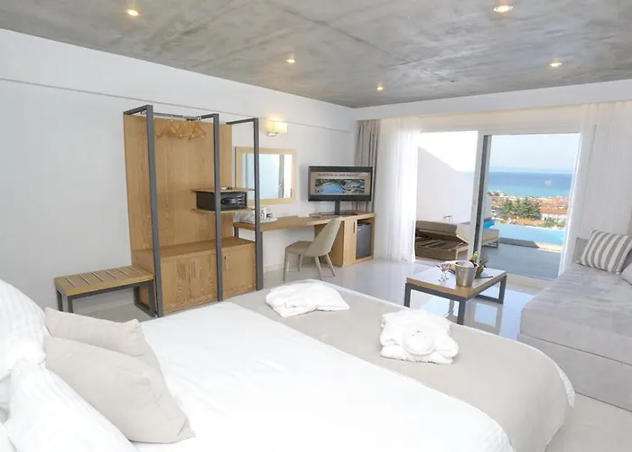 Hotel Alia Palace &