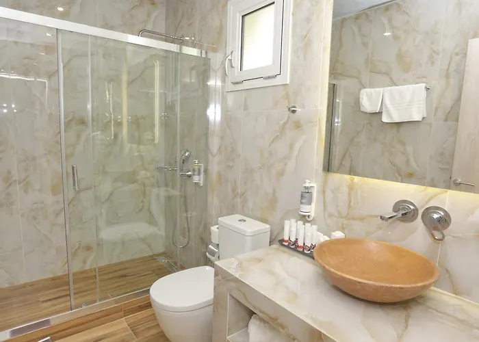 Alia Palace & Hotel