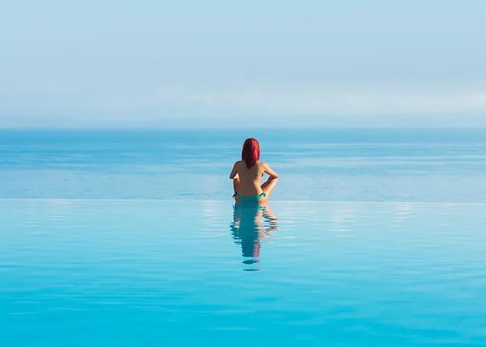 Alia Palace & 5* Pefkochori